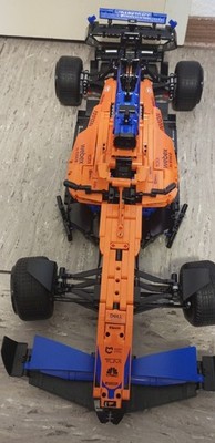 LEGO 42141 McLaren Formel 1 Team Rennwagen Technic 98% Vollständig Top Zustand