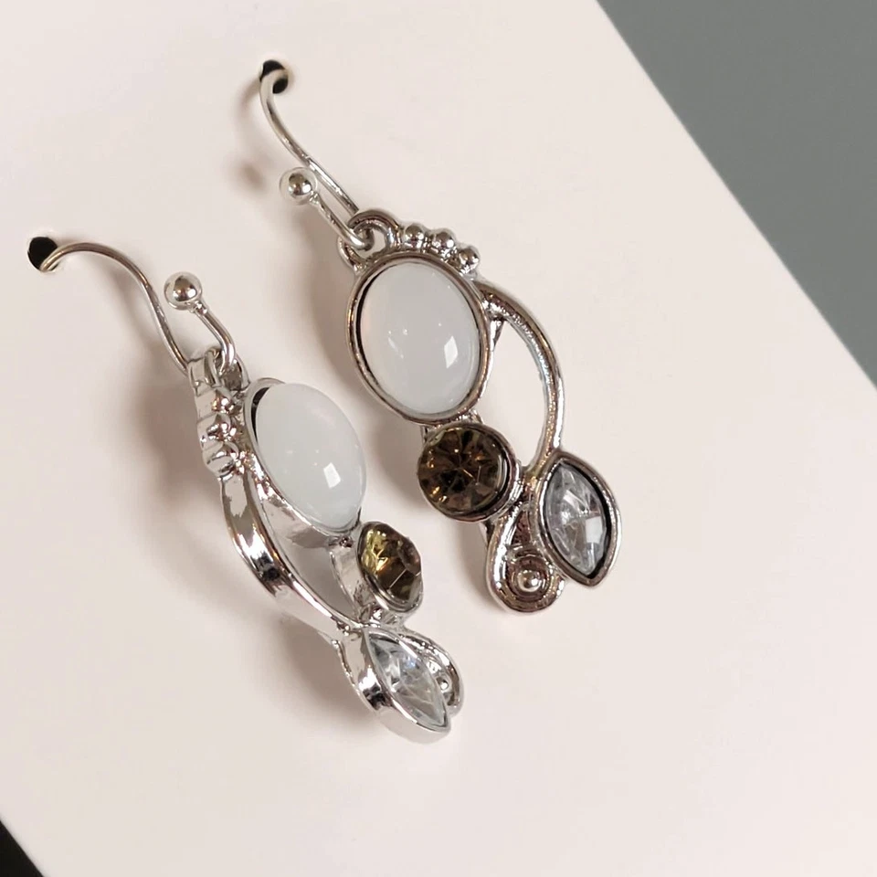 Pendientes Colgantes Tono Plata Blanco Ópalo Marrón Piedras Gota Disfraz, Bolsa Regalo Foto 4 de 4