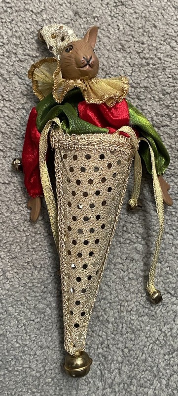 Mark Roberts Christmas  BUNNY RABBIT JESTER Ornament Holly Jingle Bells Santa