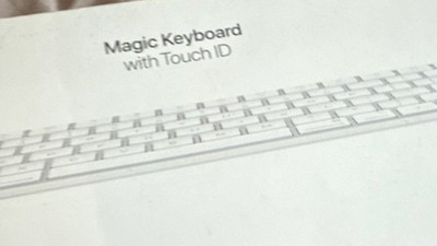 Apple Magic Keyboard w/ Touch ID (USB-C version) 2024 MXCK3LL/A