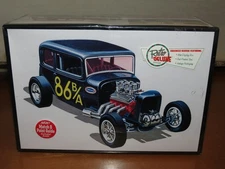 AMT 1932 Ford Victoria "LIL' Viky" 3'n1 Gasser Model Kit Sealed