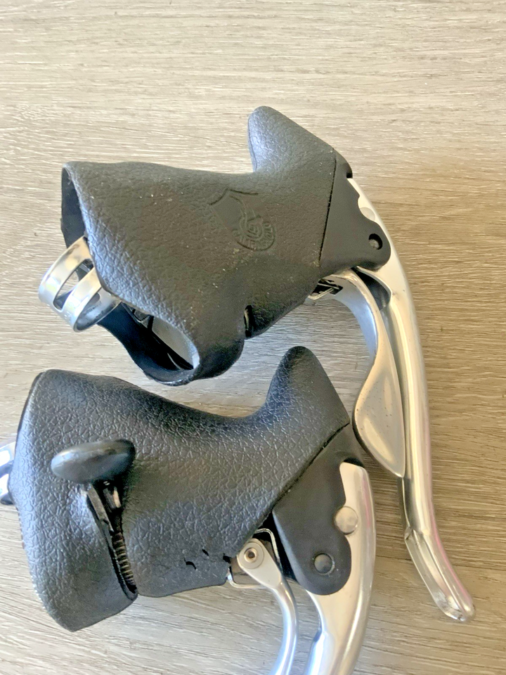 Combo Frein/Levier Campagnolo Athena 8 Vitesses – Double/Triple – Pour Route – Occasion