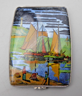 Ladies Vintage Art Deco Butterfly Wing or Foil Powder Compact Harbour Scene