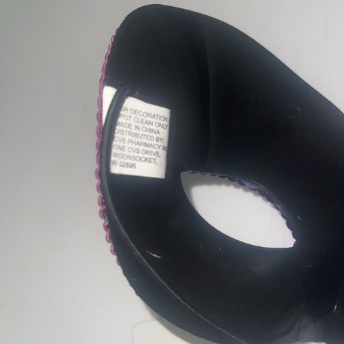 Purple & Black Masquerade Mask w/ Feathers 7 inches Wide Brand New - Picture 6 of 8