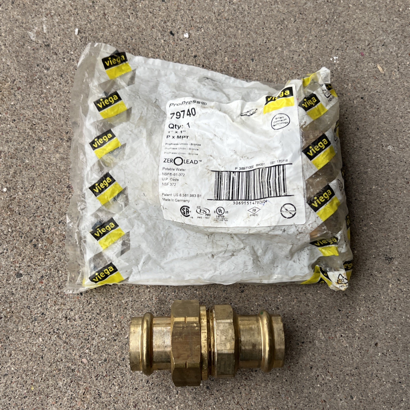 VIEGA ProPress 79740 Zero Lead Bronze Union 1" x 1", P x MPT, Lot of 2
