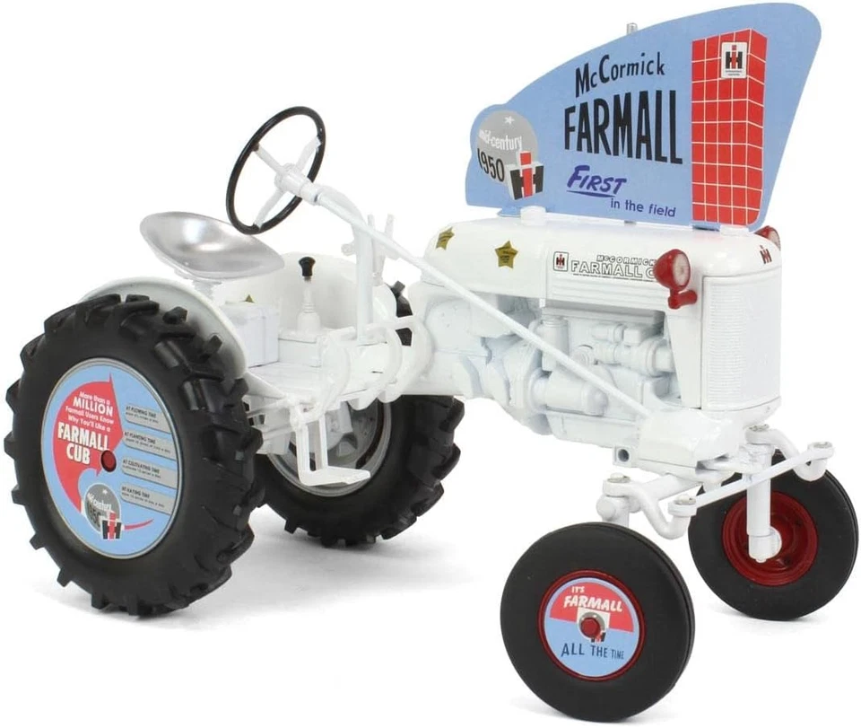 1/16 High Detail International Harvester Farmall Cub Tractor Demostrador Blanco Foto 2 de 4