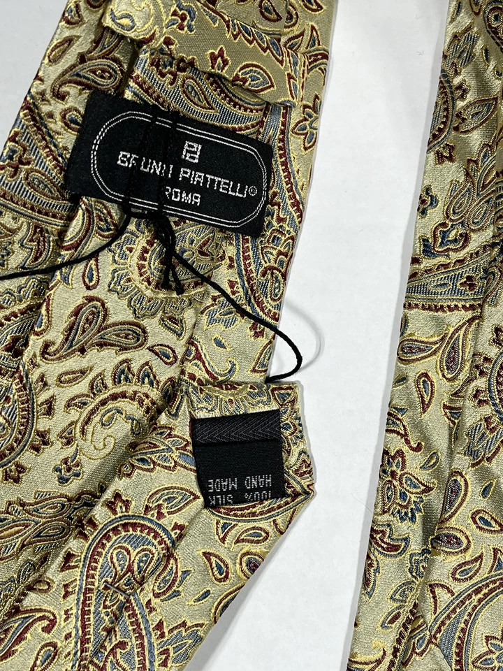 男式 Bruno Piattelli 金色佩斯利纯丝绸手工制作领带新品 — 第 2/3 张图片