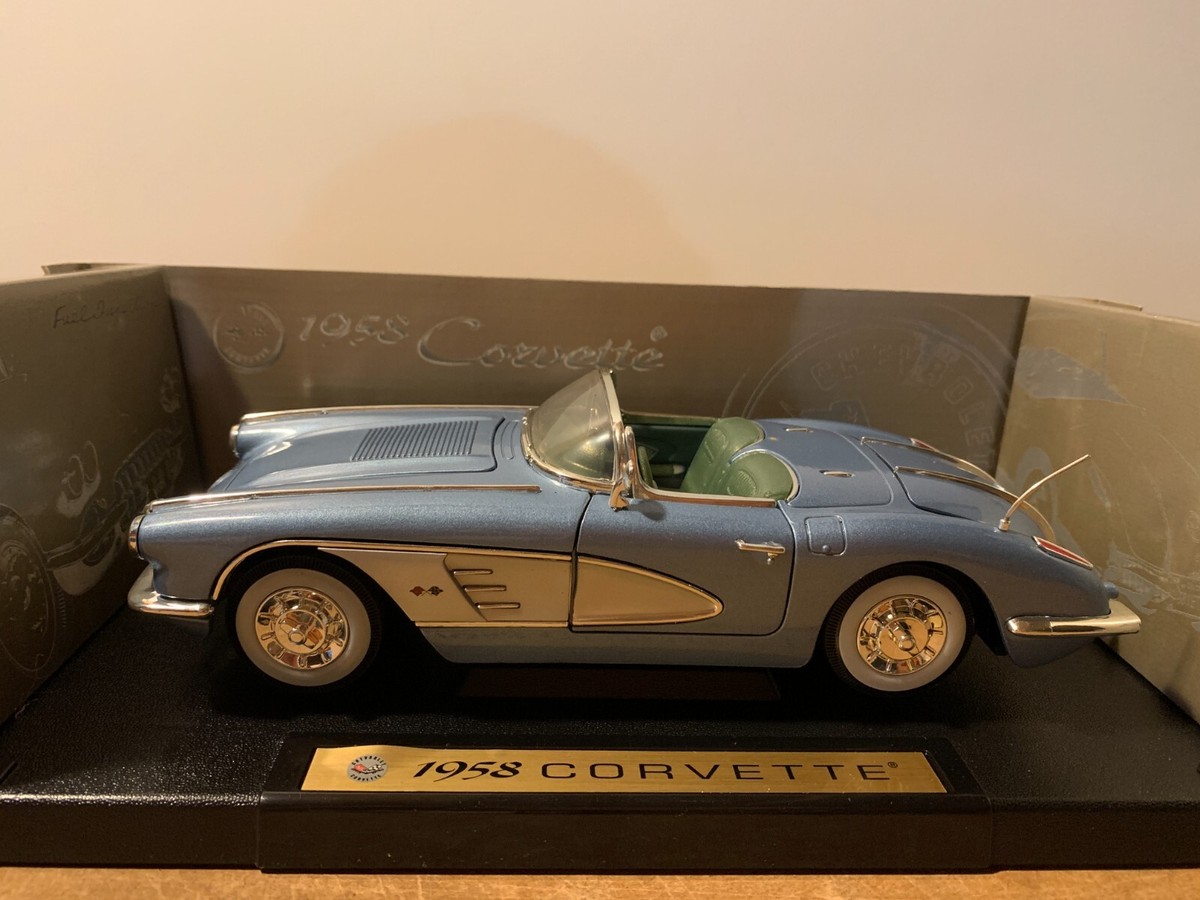 Motor max metal kit 1/18 corvette 1958 - Collection