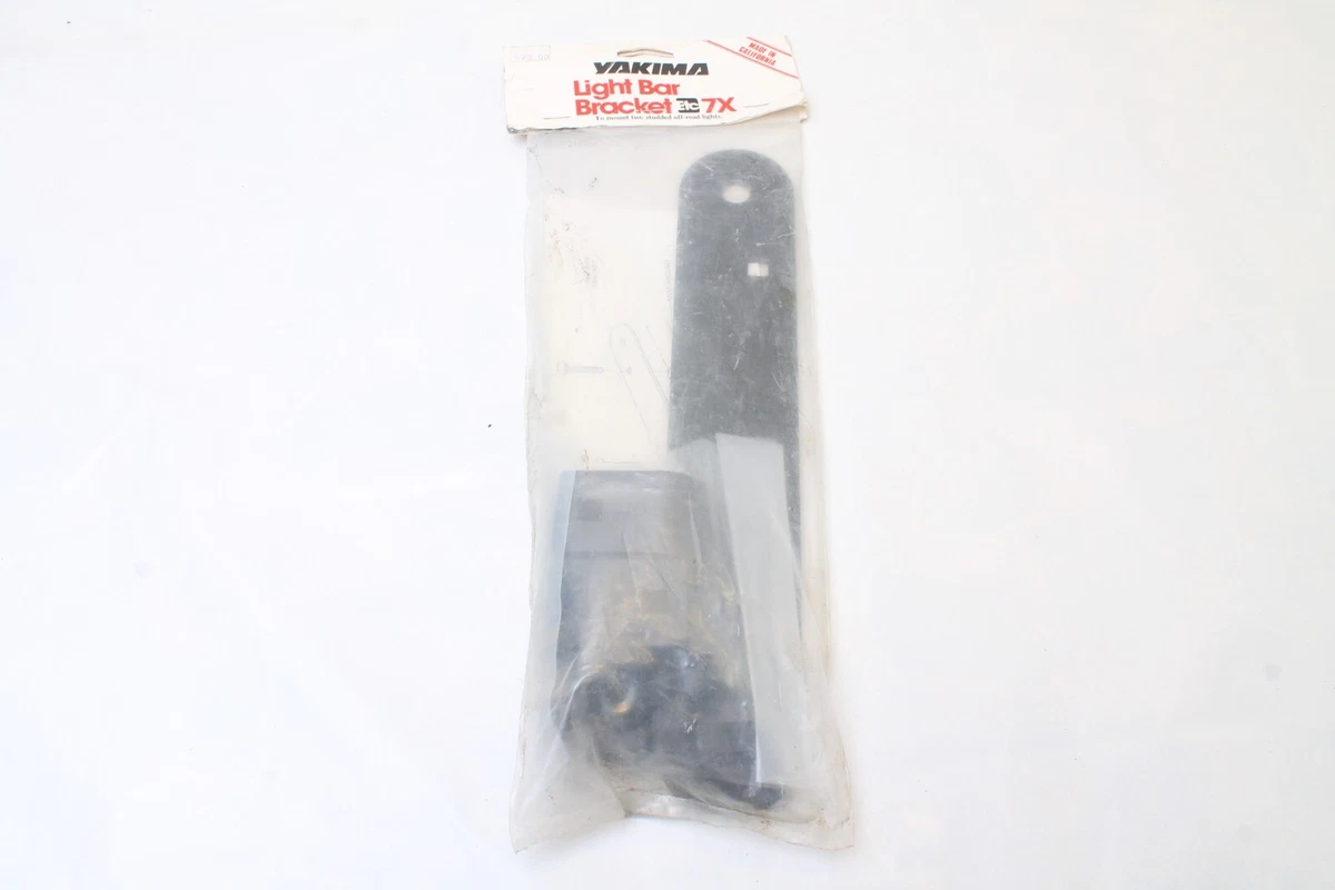 Vintage Yakima Light Bar Bracket Kit 7008 Etc 7X NOS in the factory package
