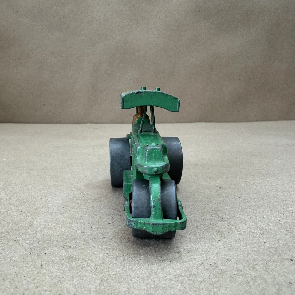 Dinky Toys GB No. Antiguo tractor de juguete vintage con rodillo de carretera Aveling-Barford 25P Foto 2 de 4