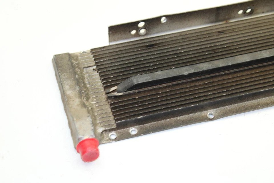 Intercambiador de calor derecho Ski-doo Grand Touring 500 1996 fabricante original 517280600 SS111 Foto 2 de 4