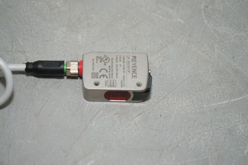 ^ Keyence LR-ZB250C3P Laser Sensor #X4857 - Picture 2 of 3