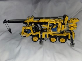 Lego Set 8438 Pneumatic Technic Crane Truck Yellow Black Retired Set~ Read