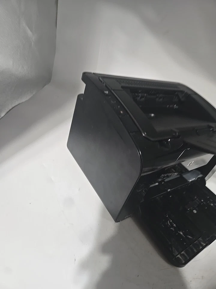 HP LaserJet Pro P1102w Monochrome Laser Printer Wireless Black - Image 4 of 4