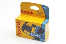 Kodak Daylight 800 Disposable Camera Without Blitz 39 on The. Exp 7/25