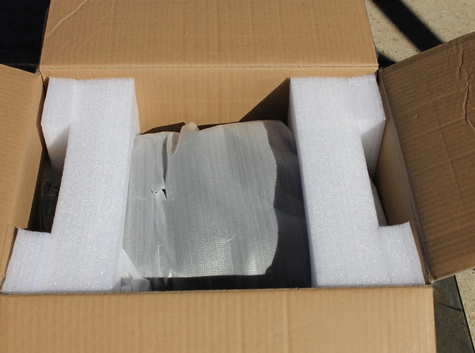 JBL BassPro SL 8 Inch 125W Self-Powered Compact Subwoofer System For Parts Only - Image 3 of 4