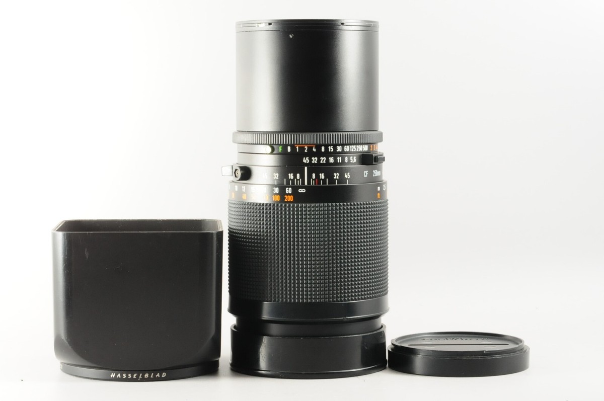 Near Mint Hasselblad Carl Zeiss Sonnar T* CF 250mm F/5.6 Near Mint Hasselblad Carl Zeiss Sonnar T* CF 250mm F/5.6