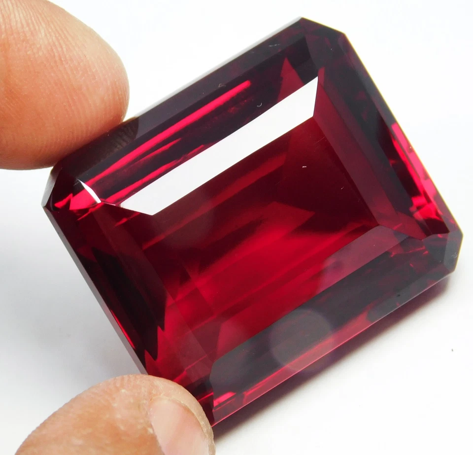 Natural Rare Almandine Red Garnet 142.30 Ct Certified Emerald Cut Loose Gemstone - Image 2 of 4