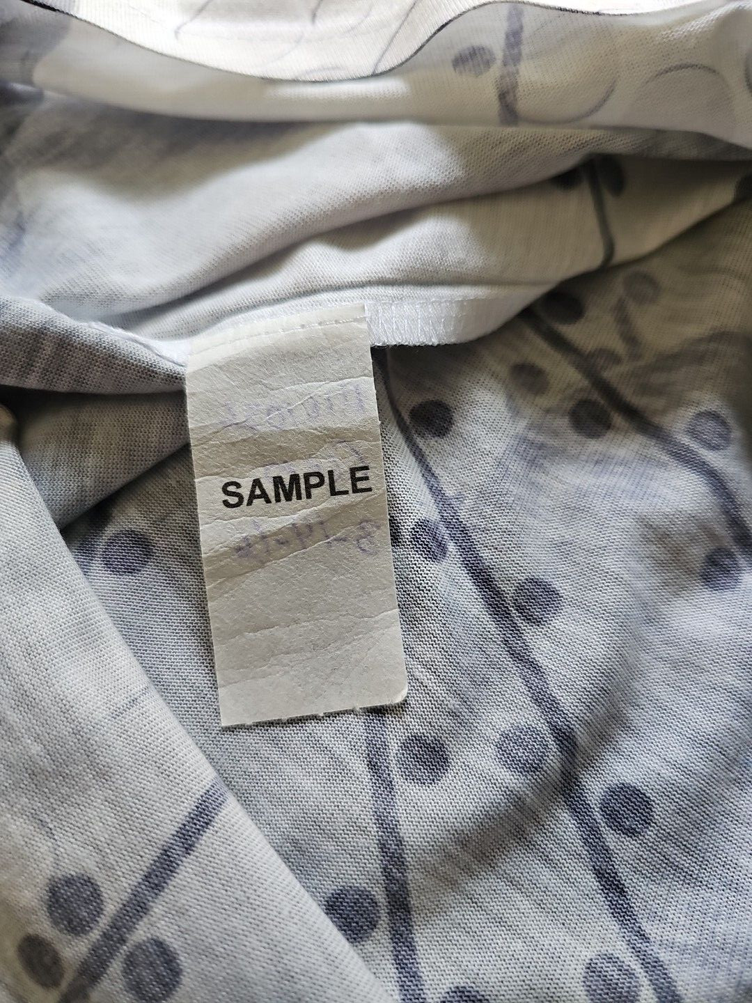 New Direction Sample Product Pullover Top Geometr… - image 12