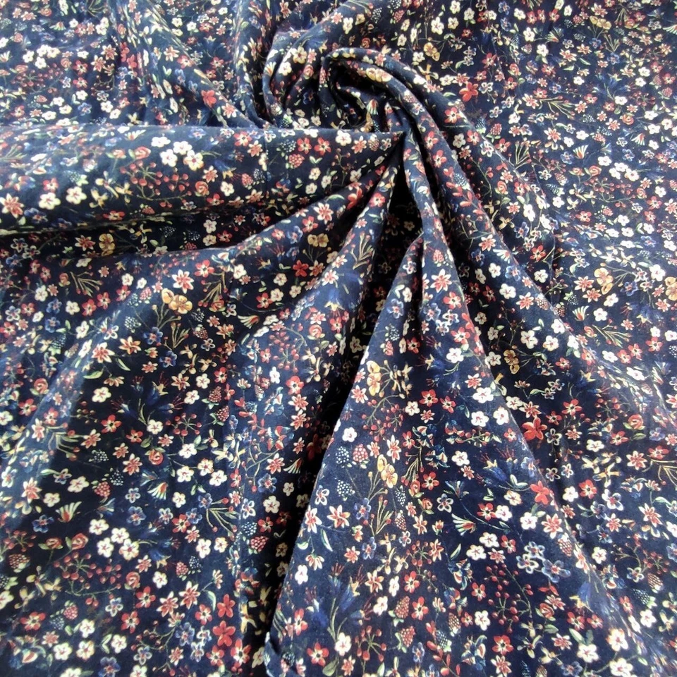 Purple cotton floral small print fabric Sewing quilting and craft W 17" - Image 4 of 4