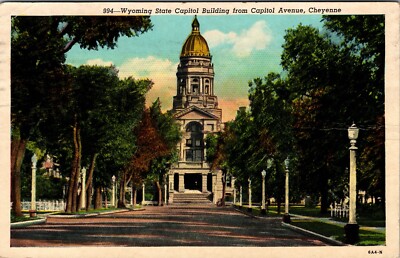C. 1952 Cheyenne Wyoming State Capitol Building  VTG Postcard 