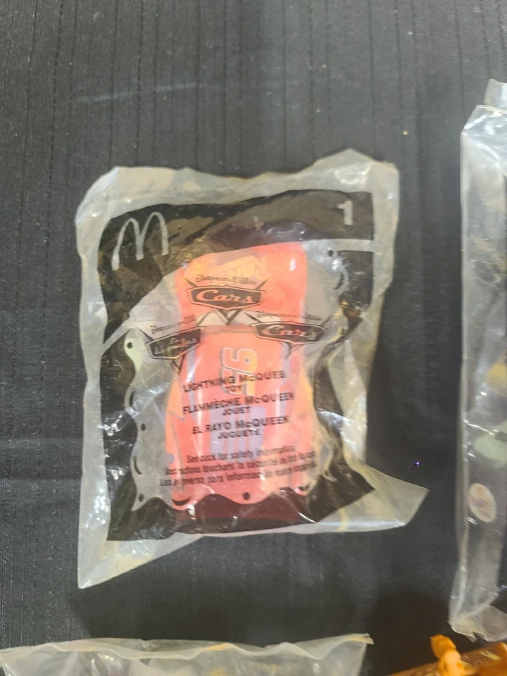 Coches de película McDonalds Disney Pixar X5 nuevos en paquete X3 artículos adicionales coleccionables Foto 3 de 4