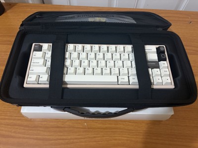 Bakeneko65 Keyboard   ePBT  Less But Better  Keycaps + Gateron Milky Yellow Pro
