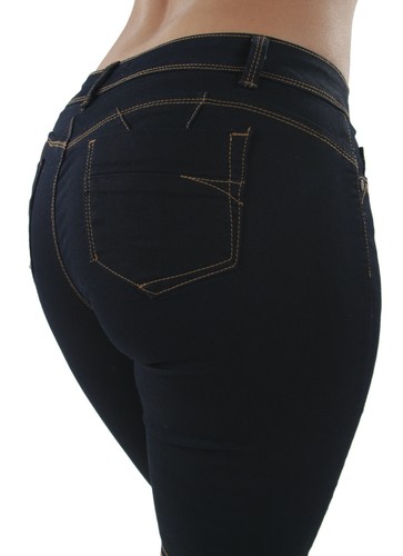 9Y142MB - Plus Size, Butt Lift, Levanta Cola, Denim Booty Bermuda Shorts - Picture 2 of 7