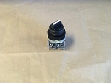 ALLEN BRADLEY 800H-JR2 SER. F 3 POSITION SELECTOR SWITCH  KB 