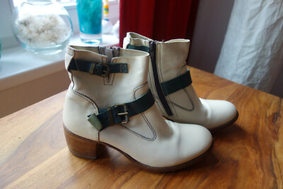Moma Stiefeletten weiss grün extravagant Gr.38 neuwertig vintage