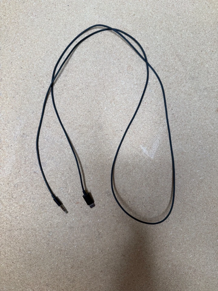 正品 Apple Aux - Lightning 线 — 第 2/2 张图片