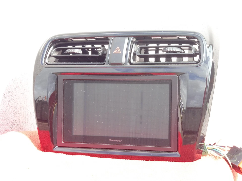 Autoradio Mitsubishi Space Star (A00) Bj.17 Pioneer 2-DIN Mediacenter Touchscree - Bild 2 von 4