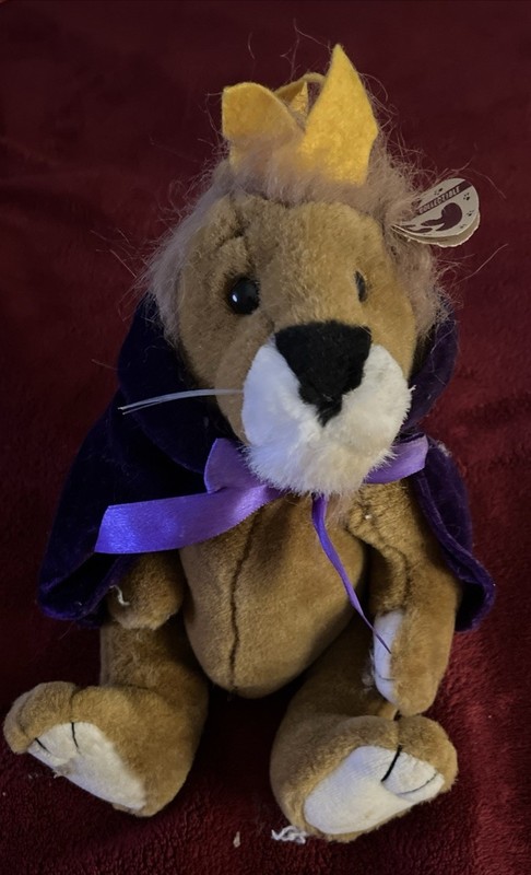 TY Attic Treasures Sire the Lion Plush 1993 w/ Purple Cape 12" Original Jointed