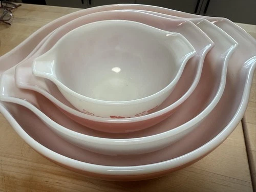 Pink Gooseberry Pyrex Bowl Set