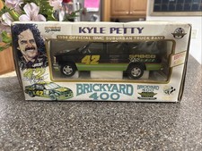 Vintage 1994 Kyle Petty #42 GMC Suburban Die Cast Truck Bank Brickyard 400