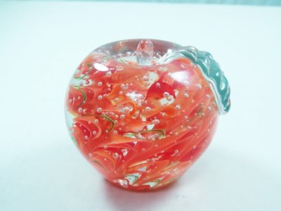 M Design Art Glass Elegant Sommerso Apple Paperweight PW-6031