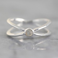 Silberring mit Mondstein - Gr. M - Kreuz Design