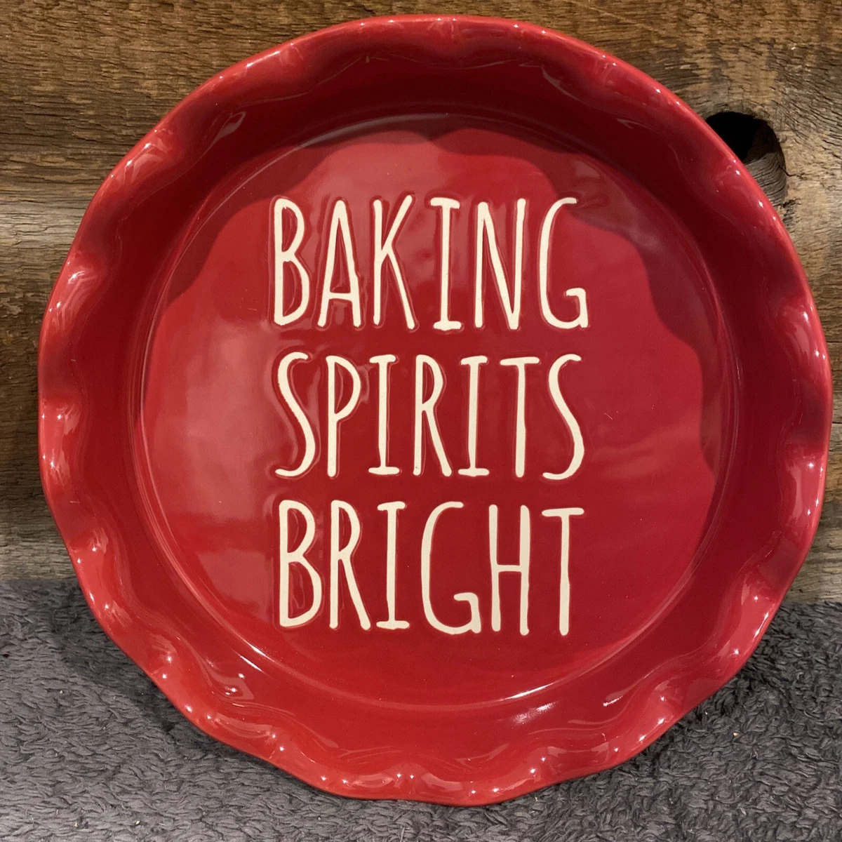 Christmas 2025 pie plate