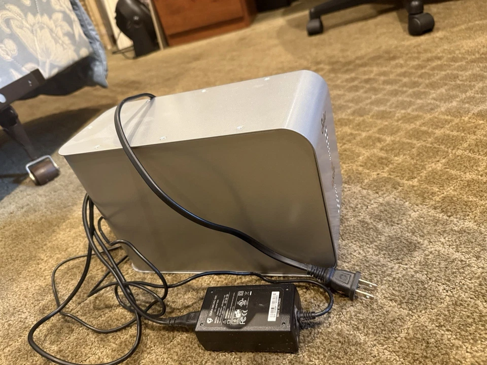 ioSafe Solo G3 SK3TB 3TB External Hard Drive Fireproof/Waterproof - Image 2 of 4