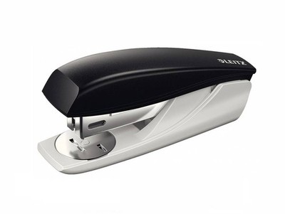 1 Leitz Heftgerät 5501 Tacker schwarz für 24/6 oder 26/6, 25 Blatt Heftleistung