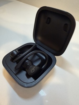 Beats by Dr. Dre Powerbeats Pro