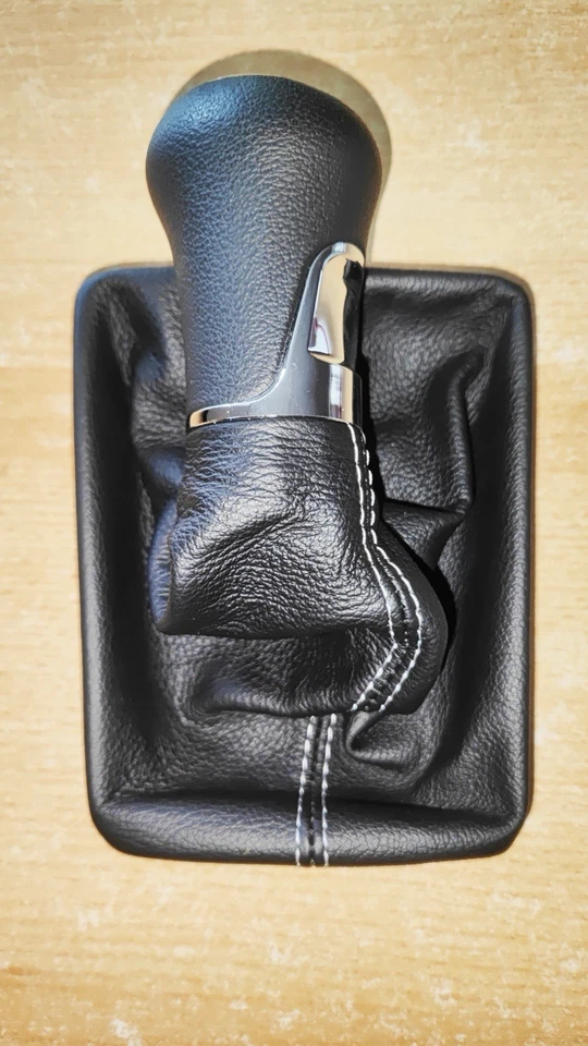 Schaltknauf mit LED-Beleuchtung für VW Golf Sportsvan Leder Schaltsack 6 Gang - Bild 4 von 4