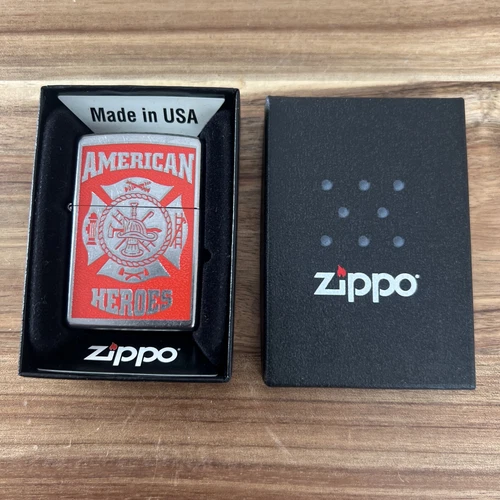 NEW CHROME ZIPPO LIGHTER AMERICAN HEROS FIREFIGHTER STREET UNBROKEN FACTORY SEAL
