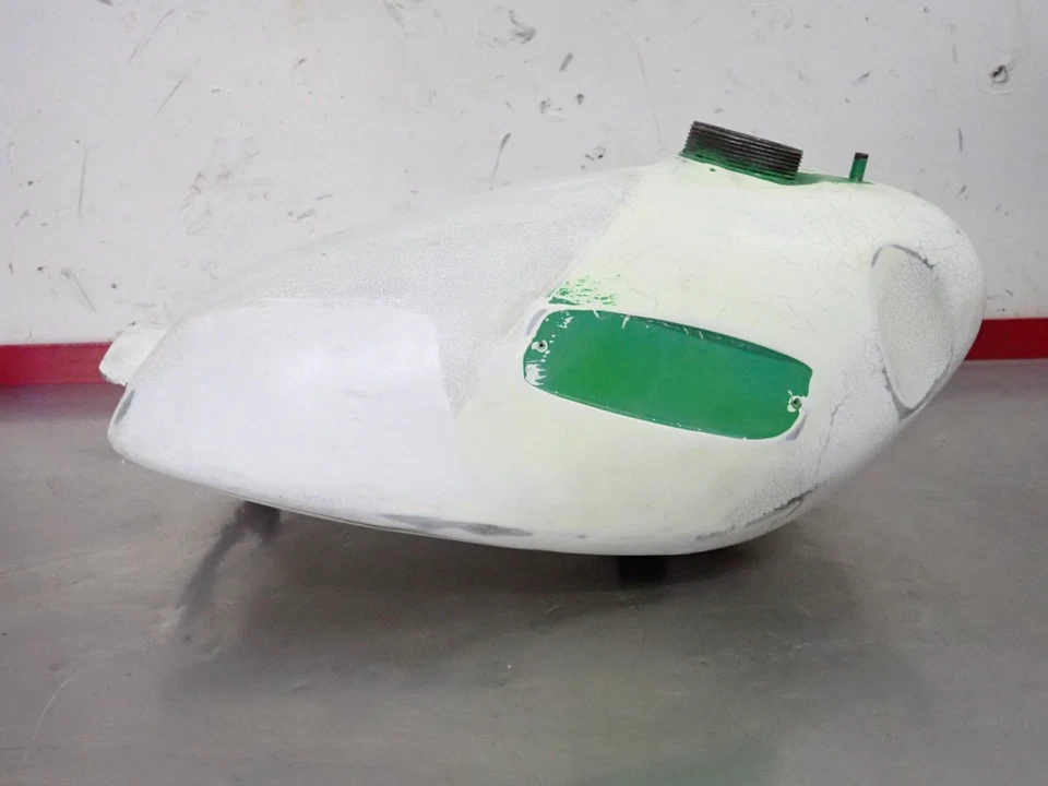 1972 OSSA MAR Mick Andrews 复制品 350 250 原始设备制造商油箱 — 第 2/4 张图片