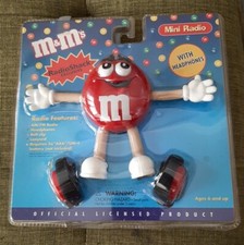 Radio Shack RED M M Mini Radio with Headphones BRAND NEW SEALED FAST SHIPPING 