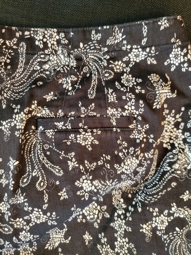 Westbound II Crop Pants 22W Black and White Print Birds Butterflies - Bild 5 von 5