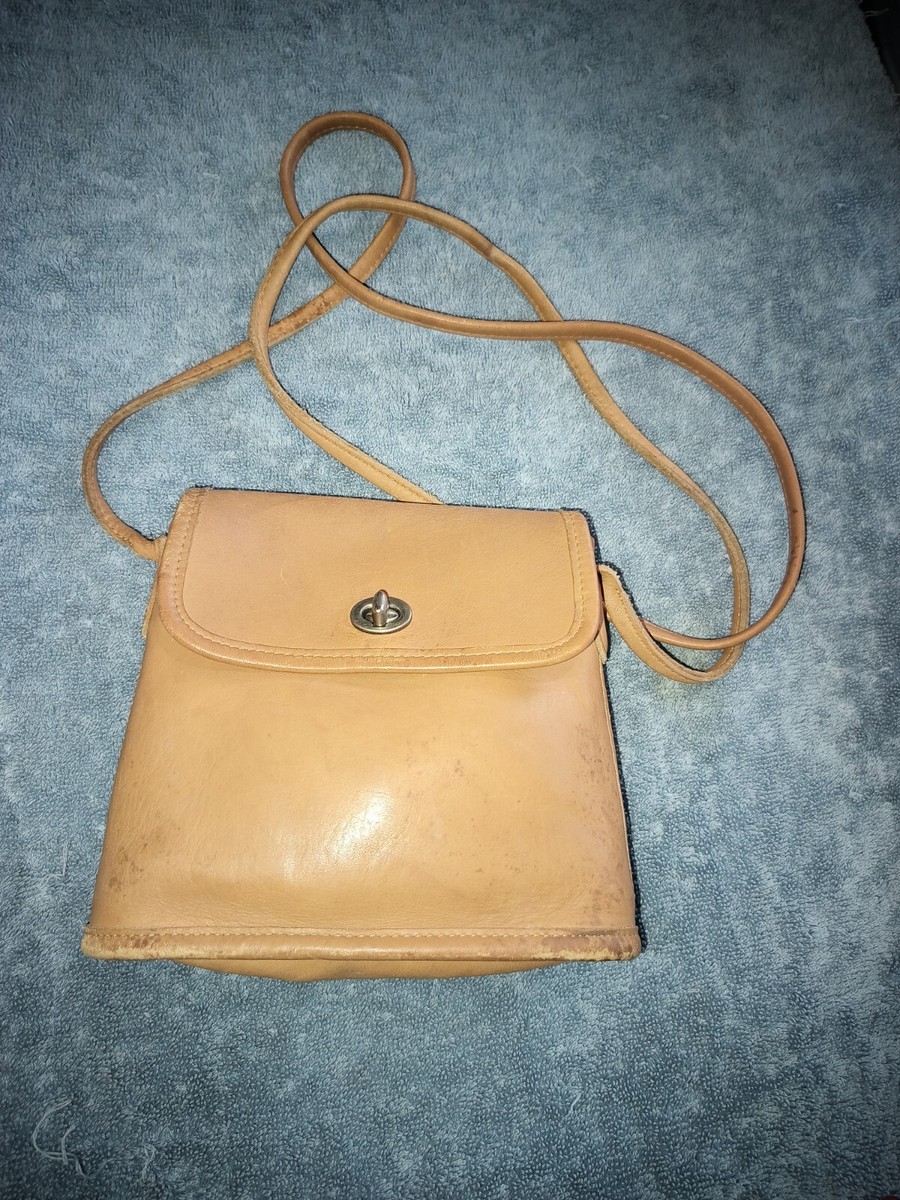 バッグ OLD COACH Glove Tanned Leather Shoulder Coach Tango Flap Glove tanned Leather Crossbody Bag Tan 9049