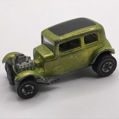 Hot Wheels Redline Classic 32 Ford Vicky 1969 Antifreeze Champagne Int. - U.S.A.
