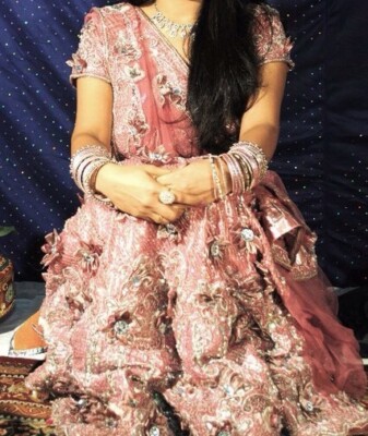 UK-Verkäufer * Bollywood vollständig genäht indisch asiatisch Lehenga Sari Choli Größe 8-10