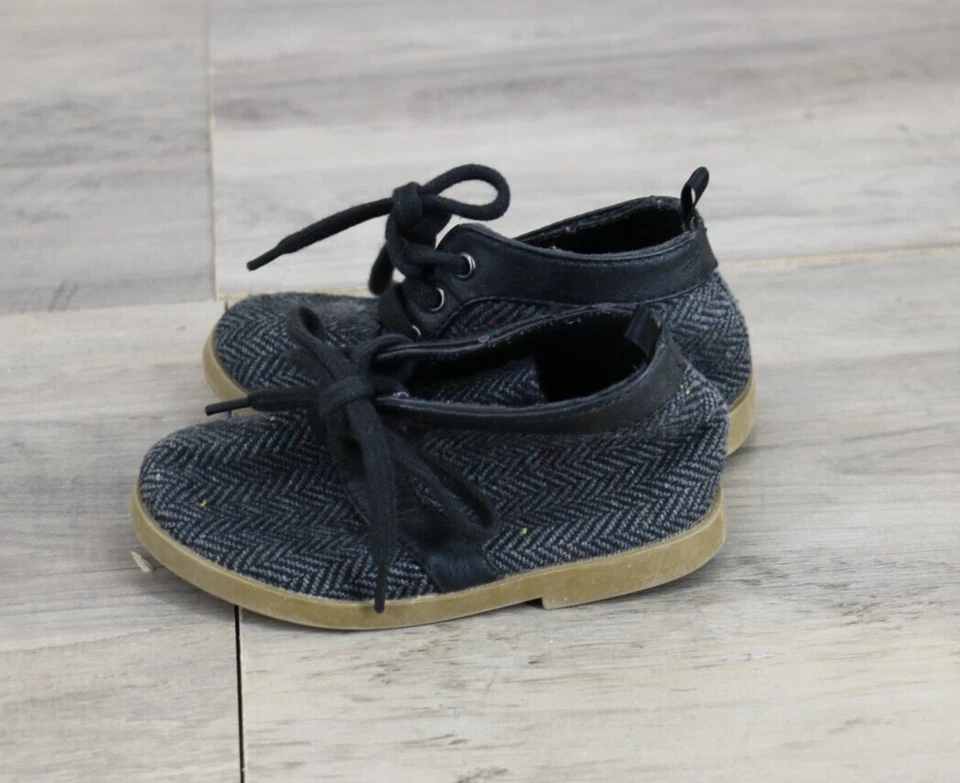 Old Navy Boys Baby Sz 7 18-24 Months Lace Up Casual Felt Shoes Boots Black Gray - Image 3 of 4
